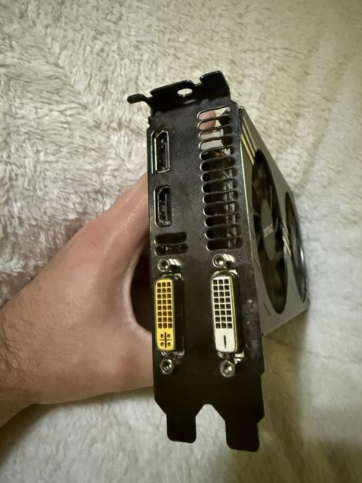 Placă video Zotac Gtx 970 4GB DDR5 256-bit