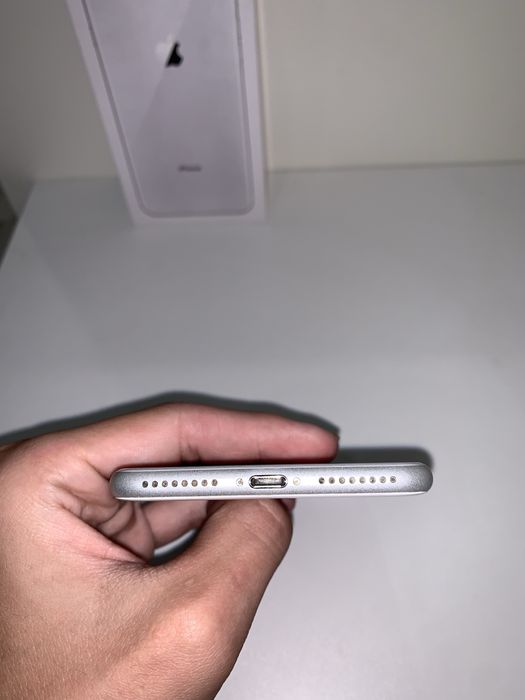 Продам Iphone 8 plus 64gb 68%