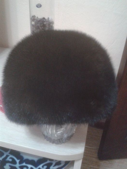 Шапки женские зимние