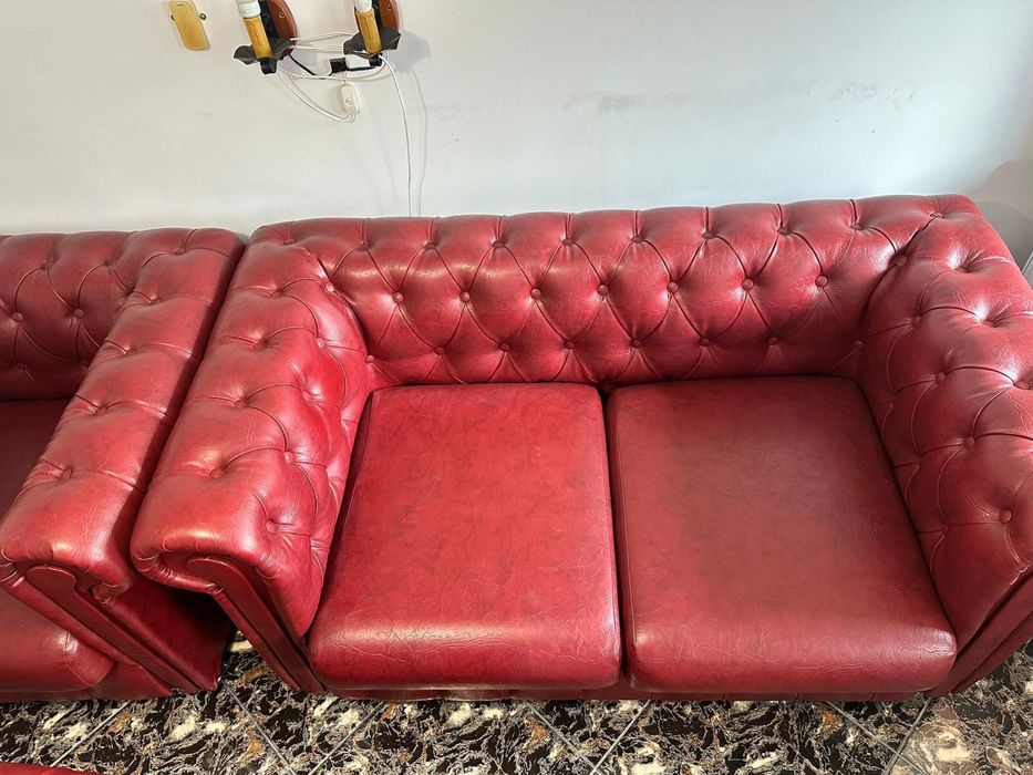 Set canapea cu fotolii Chesterfield roșu