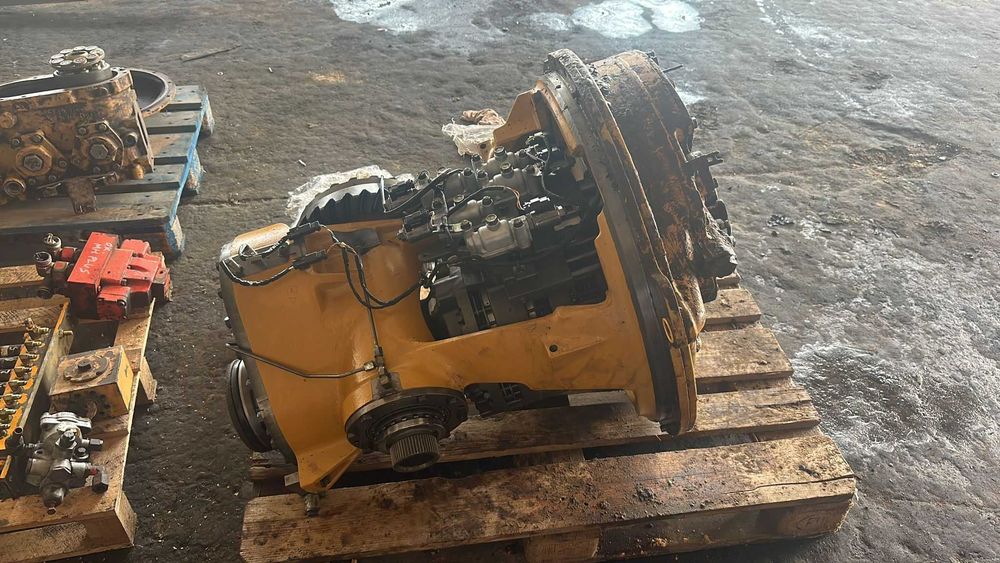 Cutie de viteze  pentru  buldozer CATERPILLAR D6N