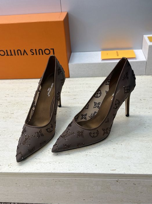 Токчета Louis vuitton 2026