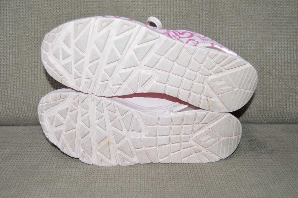 Incaltaminte Skechers x JGoldcrown: Uno - Spread the Love 39