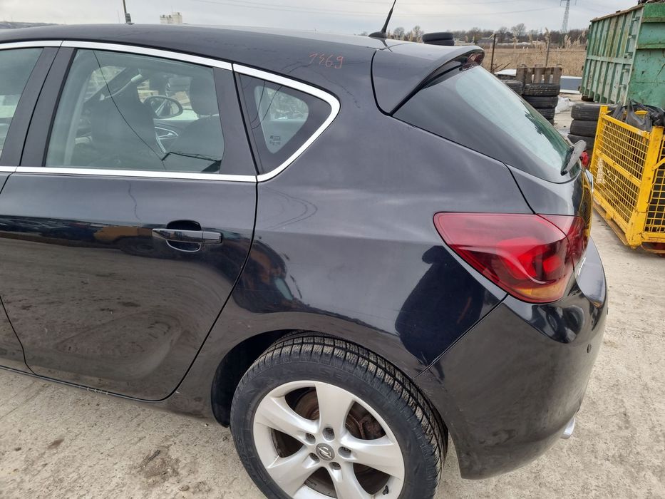 Aripa stanga spate Opel Astra J [Fabr 2009-2015] GBG