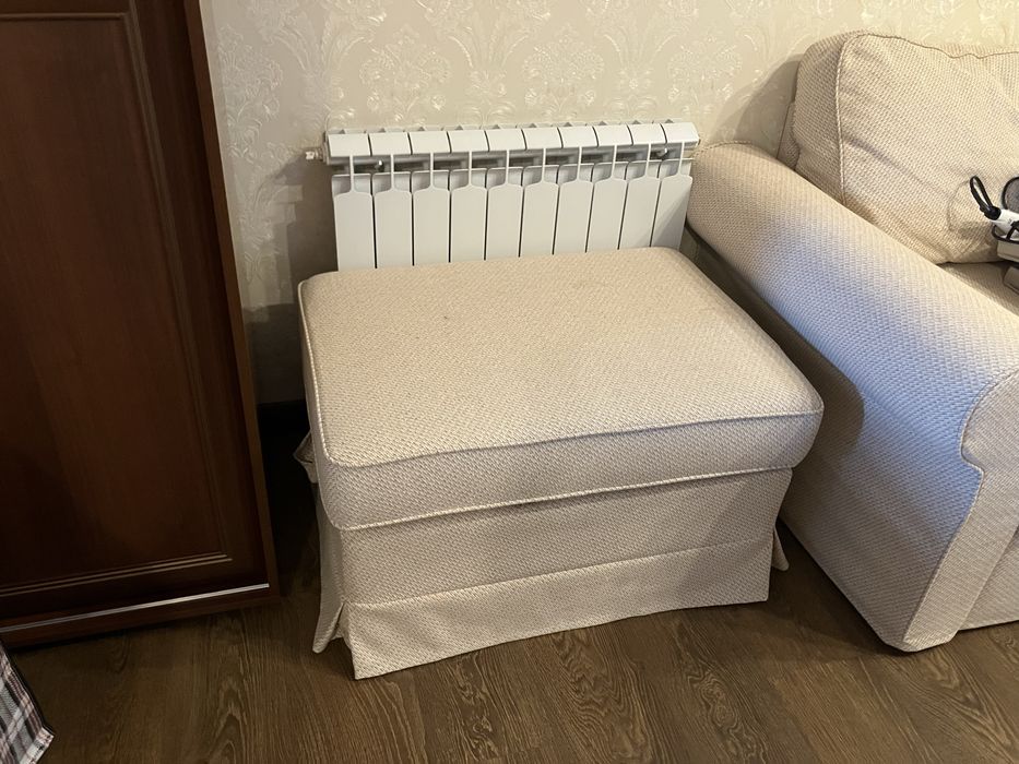Оттоманка Пуф IKEA EKTORP, 62x82x44 см