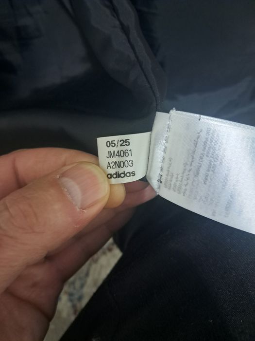 Куртка оригинал от Adidas