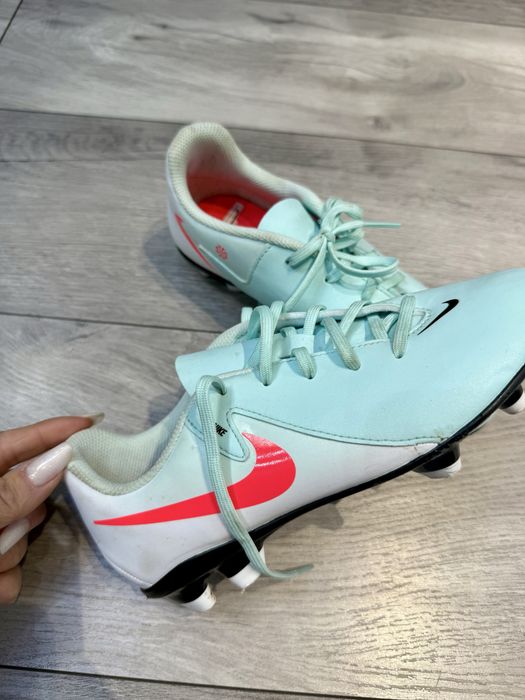 Ghete fotbal Nike