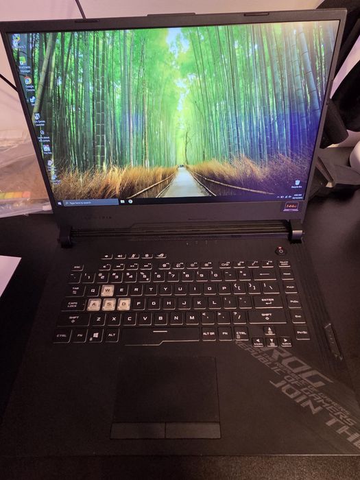 Laptop Gaming Asus Rog / i7-10750H / GTX 1650 TI / 16GB RAM 3200 Mhz