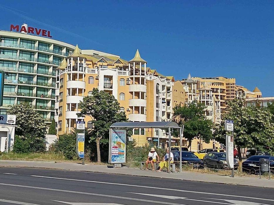До Плажа В Слънчев бряг, Цял 2-стаен апартамент, първа линия море