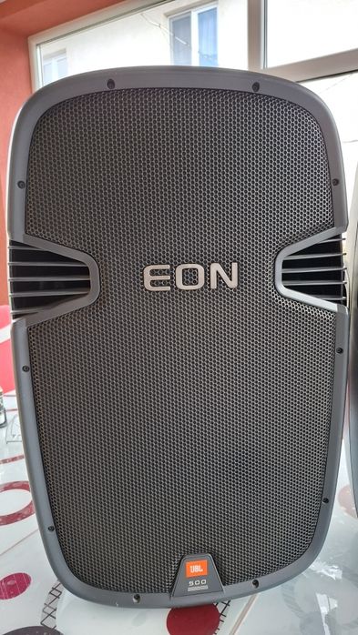 JBL EON 515  450w rms 15 инча