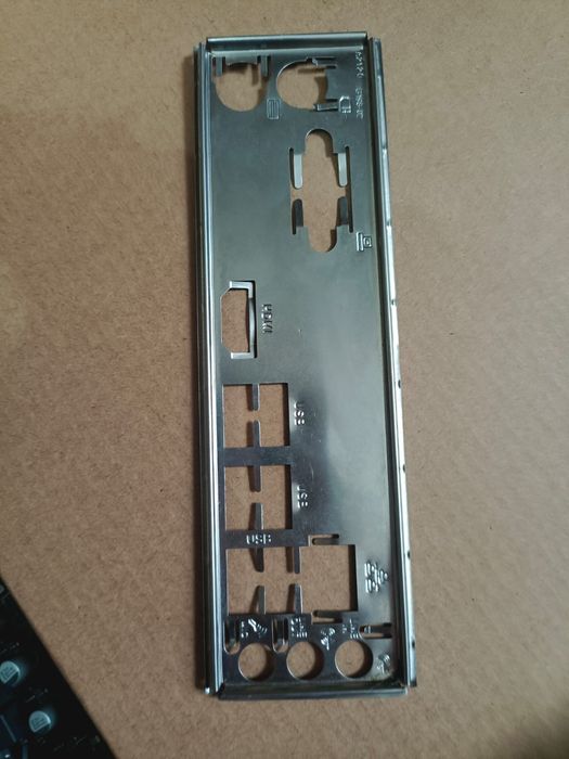 Материнская плата gigabyte