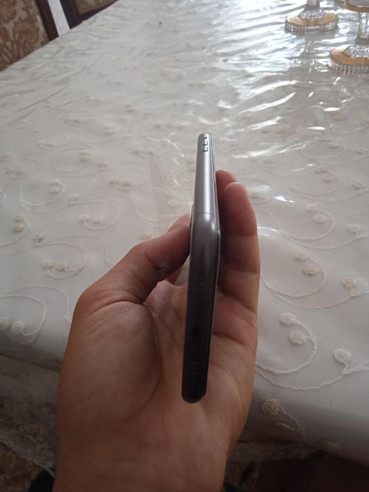 iPhone11 с гарантией