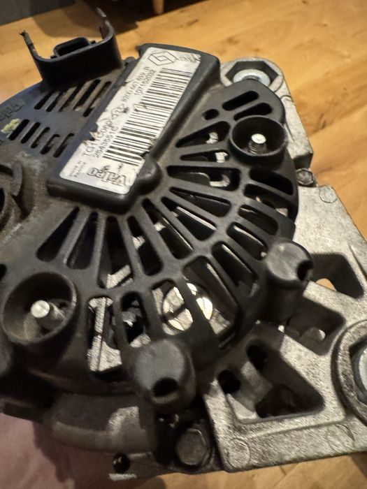 Alternator Renault 1.6 16v 110A Valeo reconditionat