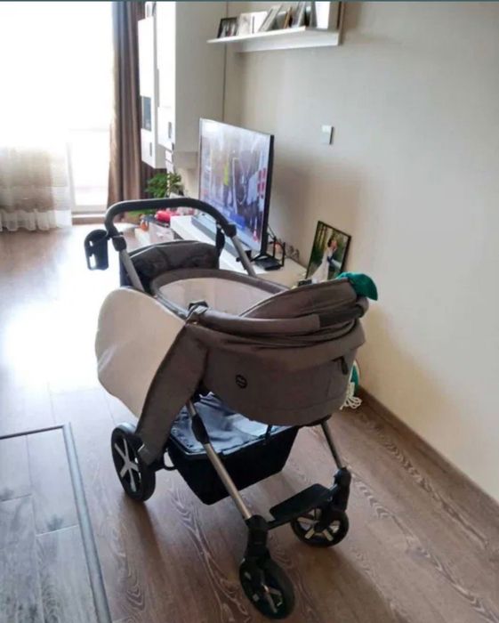 Бебешка количка Baby Design Husky 2020