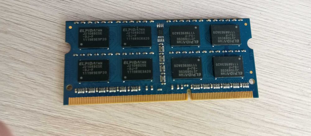 ОЗУ DDR3 на 4 ГБ so-dimm