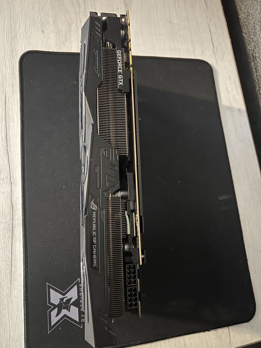 GTX 1080Ti Rog Strix 11GB - Rezervata !