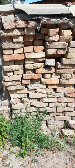 Красный кирпич б\у