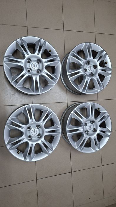 Set 4 jante aliaj R16 4x100 Opel Corsa D ET40 - 800 lei