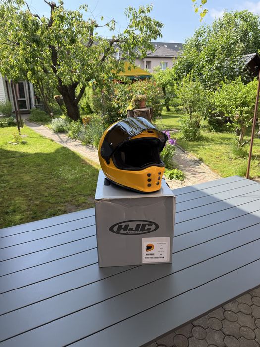 Vand o superba casca HJC V 10