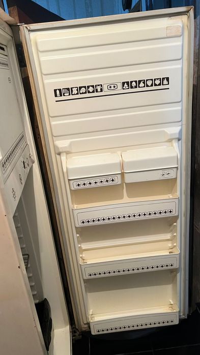 Продам холодильник рабочий