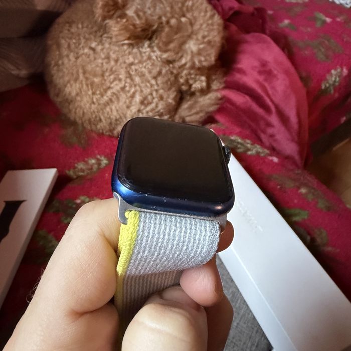 Продавам iWatch Series 6 Blue Aluminum Case 44 mm, часовник, Apple