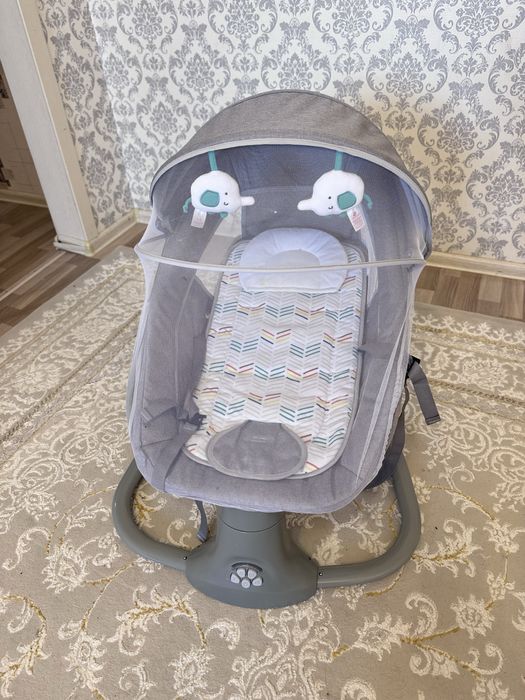 Продам шезлонг детский