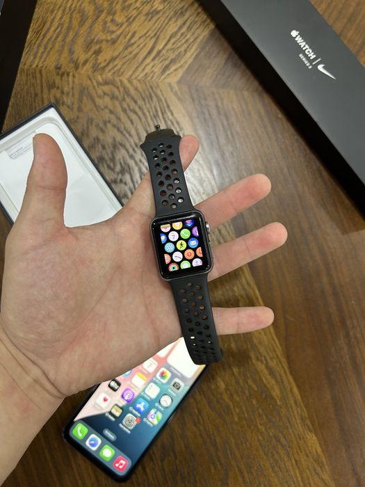 Iphone 11 pro 64gb, apple watch 3 series nike