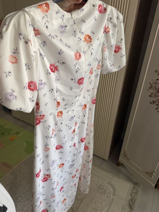 Продается вечерняя платья