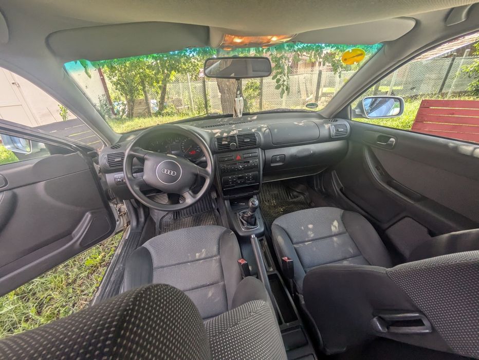 Audi A3 1.6 benzină