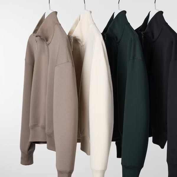 Костюм UNIQLO оригинал костюм.