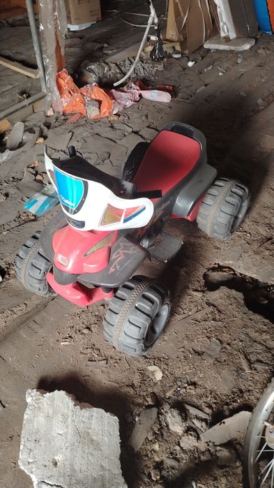 Продаётся квадроцикл детский