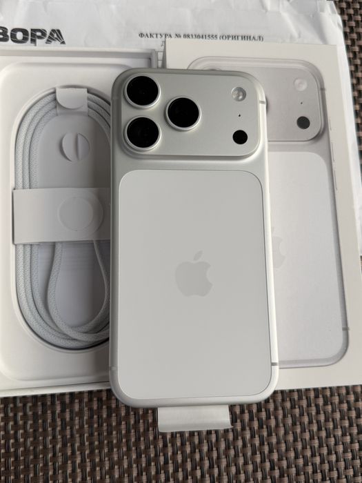 КАТО НОВ! iPhone 17 Pro Silver• 24М ГАРАНЦИЯ! 256GB