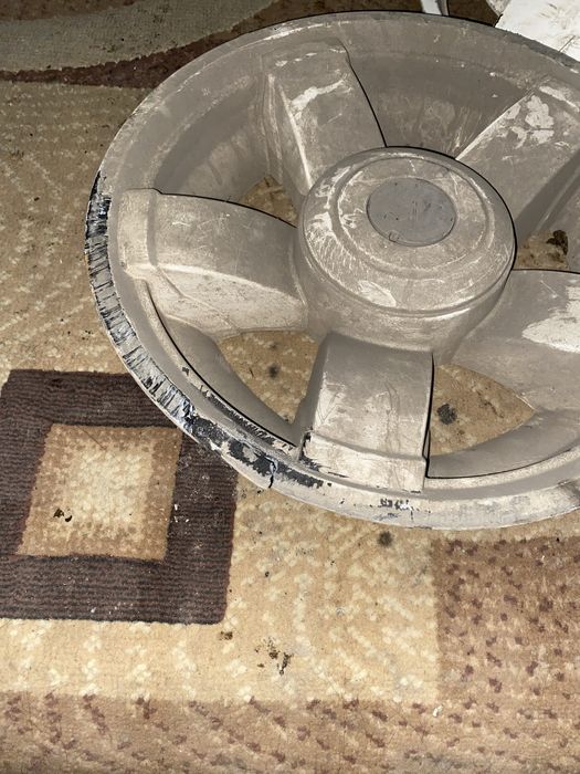 Продам колпаки на газель