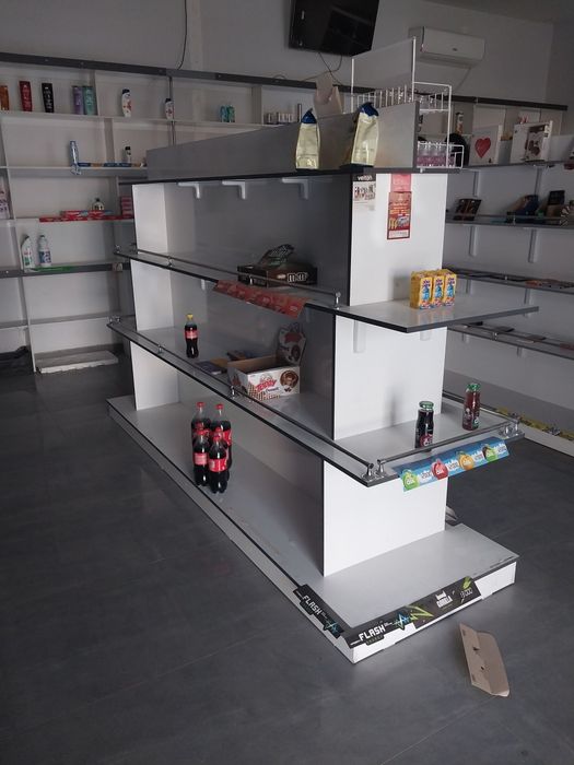 Магазин стилажлар сотилади нархлари келишилган холда