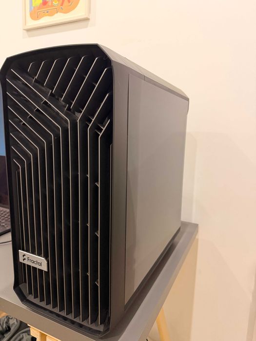 Настолен компютър RTX 4070 12GB + Ryzen 7 5800X3D