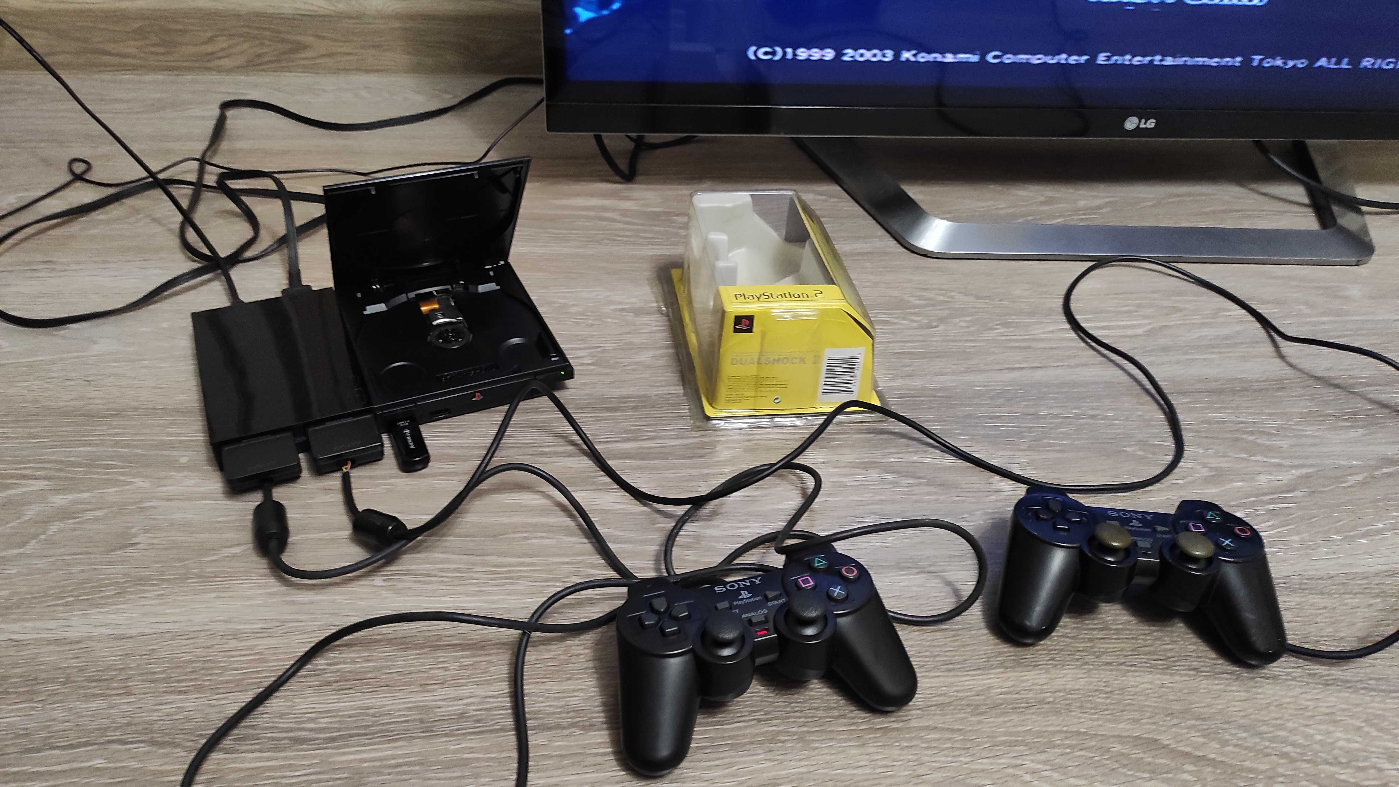 Продам ps 2 прошитая играет игры с флешки или HDD: 18 000 тг. - Приставки  Тараз на Olx