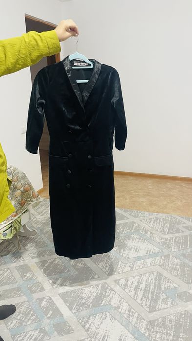 Продается платье за 3000 тг!