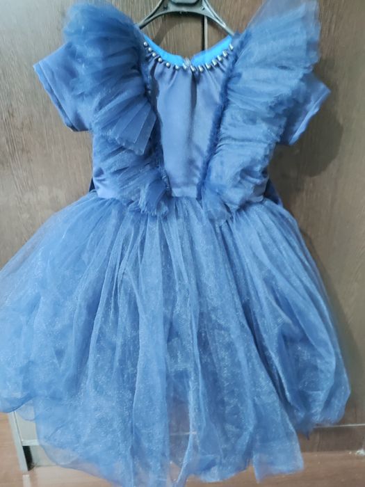 Продам платья и рубашки семейный лук