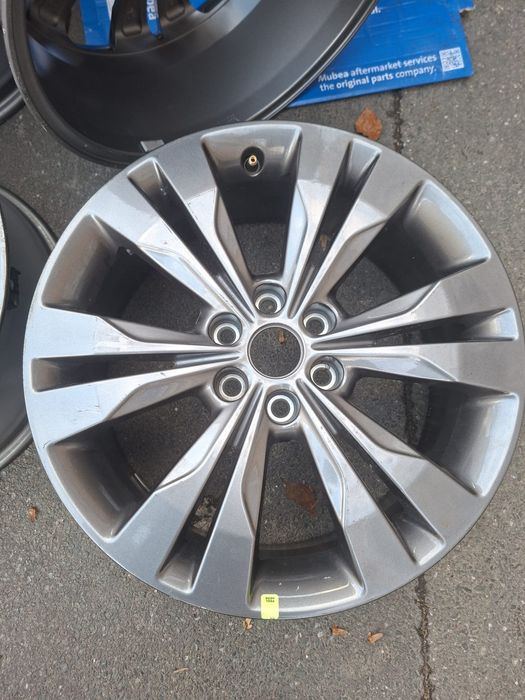 18" Mercedes X class w470 / Nissan Navara 2017+