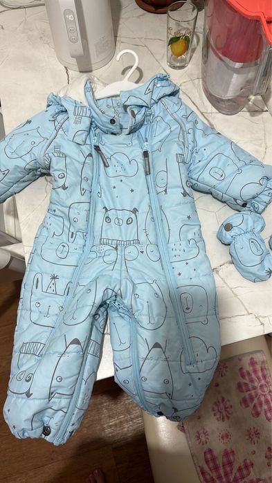 Продам детский комбинезон