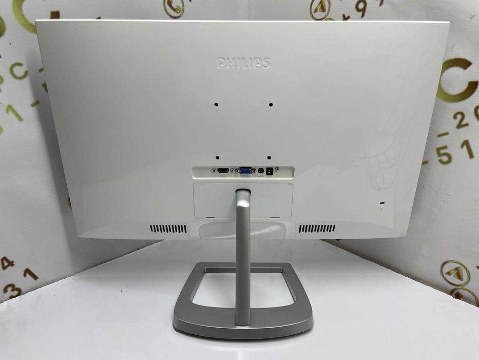 OQ Monitor PHILIPS 24 "iPS" 75hz /Arzon manitor lar bor yana kanalda