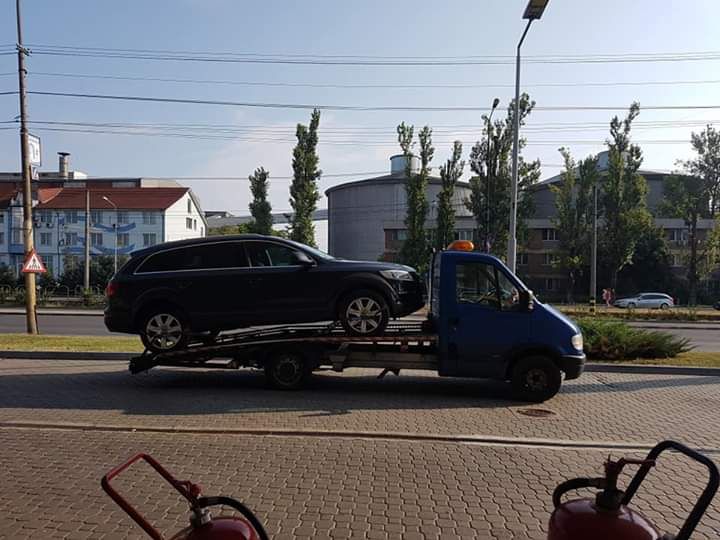 Tractari auto non stop cu platforma , slep , autoplatforma