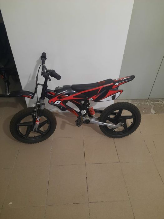 Мотобайк детский в отличном состоянии