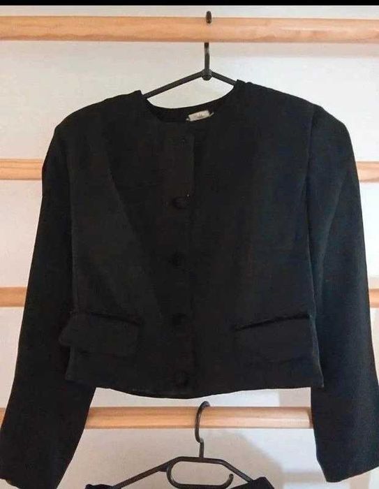 Set elegant pentru femei, format din blazer și fustă