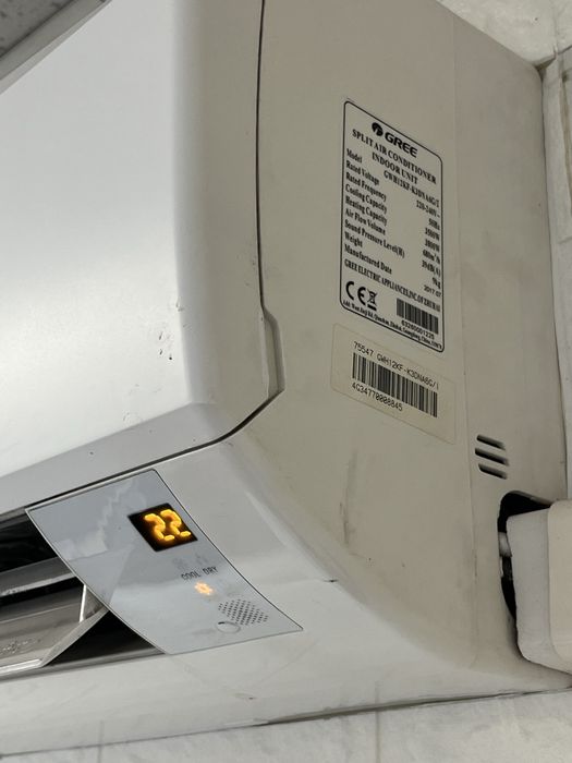 Климатик “GREE” инвенторен