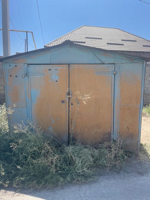 Гараж. Бутка. Контейнер