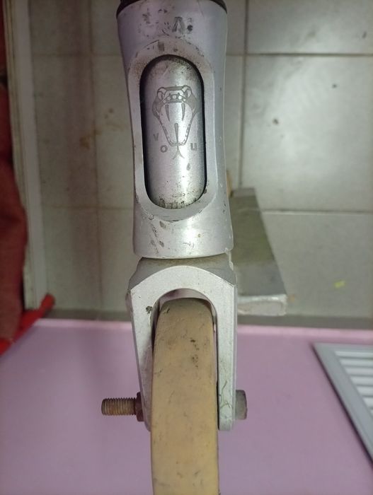 Продам трюковой самокат
