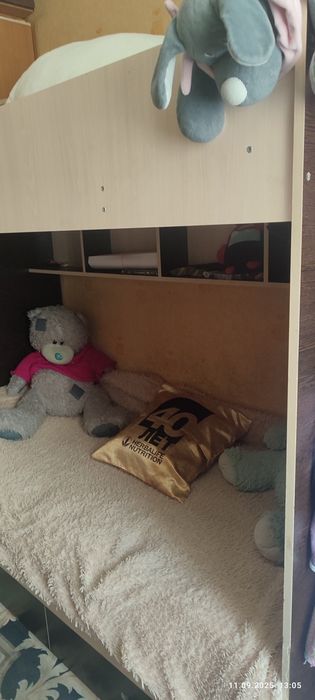 Продам двухъярусную кровать