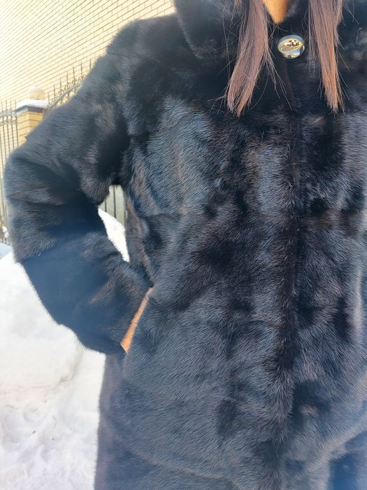 Продам норковую шубу