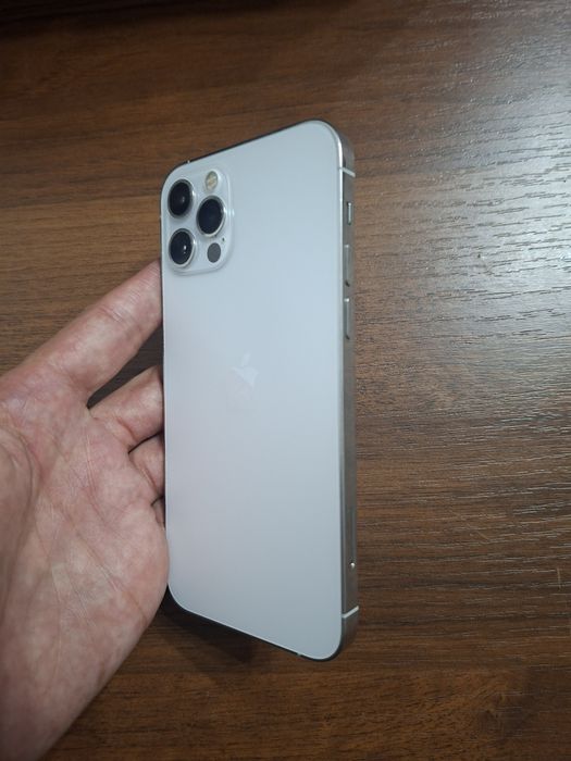 Смартфон IPhone 12 Pro